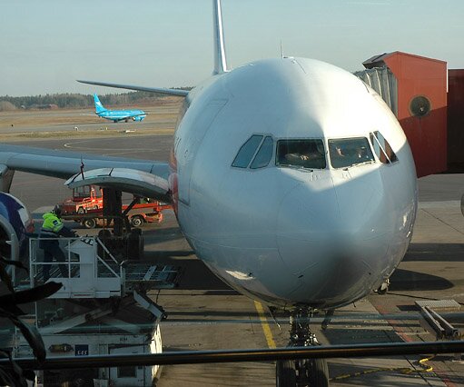 DSC_0008 At the gate at Arlanda, waiting for boarding. Airbus A330-200.