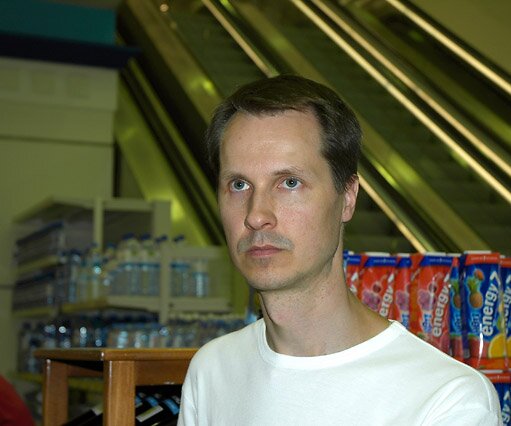 _DSC0001 Arto at AlfaMega supermarket in Nicosia