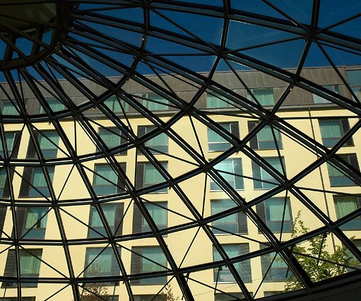 _DSC0042 Roof at Kämp Galleria