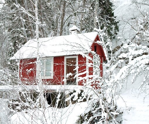 _DSC0022 Little red house