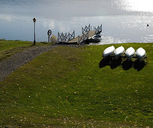 _DSC0045 Lake Frösjön, surrounding the small island where Södertuna castle is situated