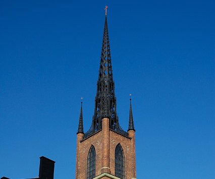 _DSC0052 On Riddarholmen. The church Riddarkyrkan in the background.