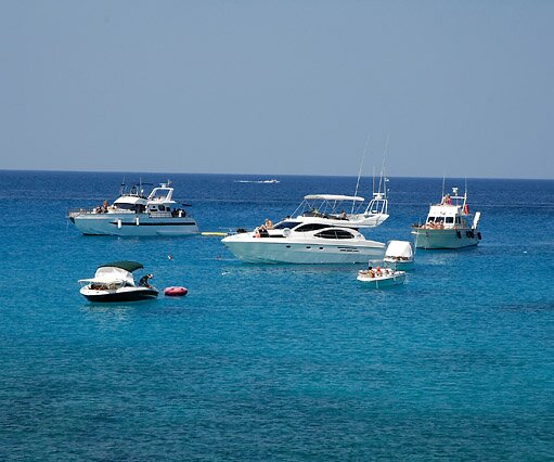 _DSC0201 Boats at Cavo Greco