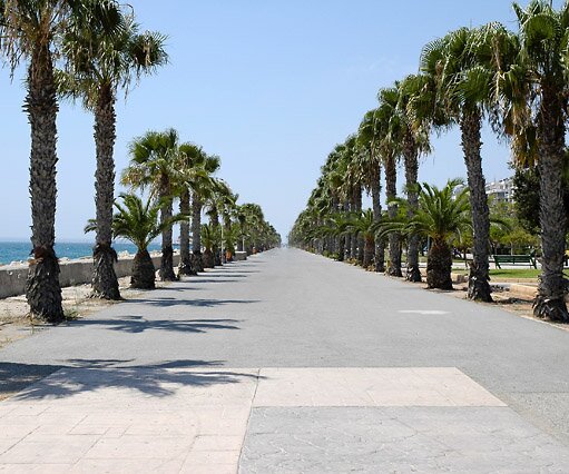 _DSC0072 Seaside promenade in Limassol