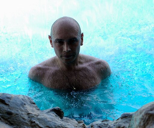 _DSC0112 Markos in the pool