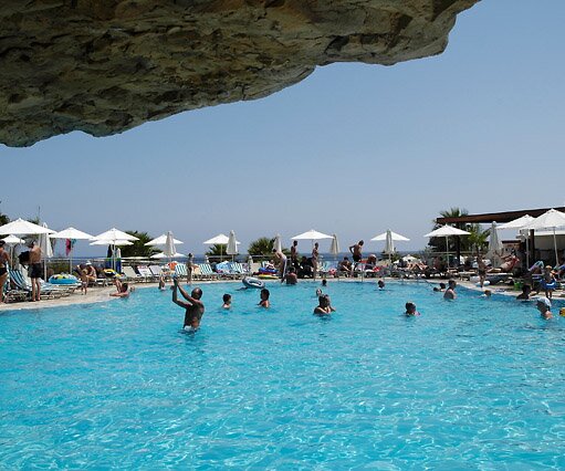 _DSC0172 The pool at the hotel in Protaras