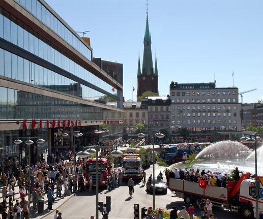 _DSC0014 At Sergels torg. Kulturhuset (House of Culture) to the left.