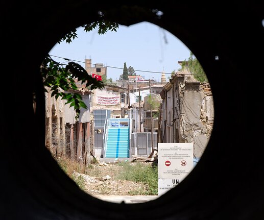 _DSC0021 View from a Greek-Cypriot military post towards the Turkish occupied area with the UN buffer zone in the middle.