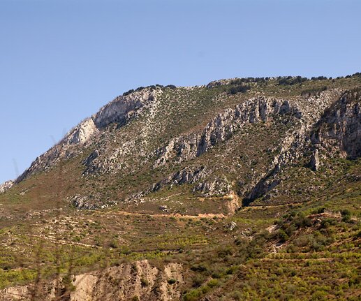 _DSC0023 On the way up the Pentadaktylos mountain range, going to St. Hilarion castle.