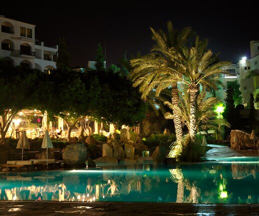_DSC0022 The pool area of [ Coral Beach Hotel ] at night.