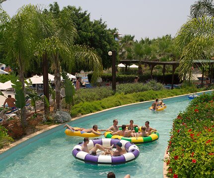 _DSC0120 Arto, Ingrid and Nicos floating in the lazy river.