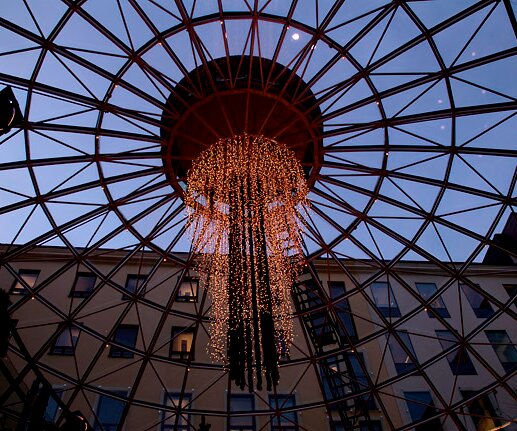 _DSC0061 At Kämp Galleria in Helsinki.