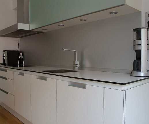 _DSC0010 Kitchen bench.
