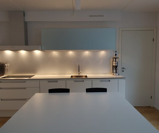 _DSC0024 Kitchen view, lights on.