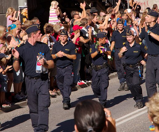 _DSC0046 Policeforce parading.