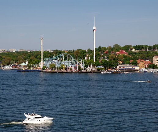 _DSC0045 Gröna Lund amusement park in the background.