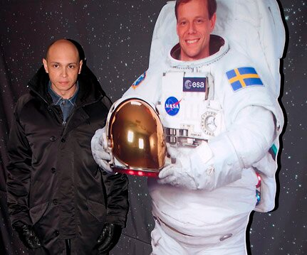 _DSC0004_1 Markos and Sweden's first astronaut Christer.