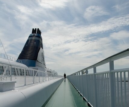 _DSC0057 Arto walking on deck 12.