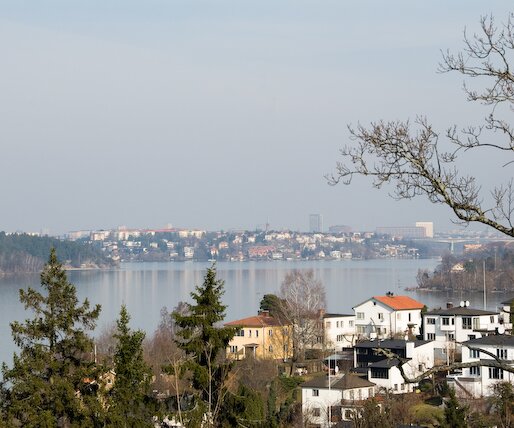 _DSC0012 View towards the city from café Lyran.