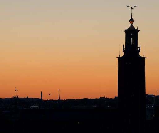 _DSC0030 City Hall tower in the evening sky.