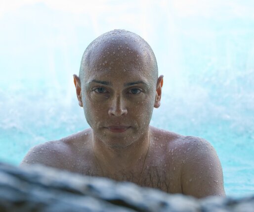 _DSC0053 Markos in the pool.