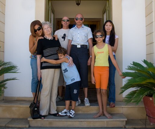 _DSC0006 Mina, Mum, Andreas, Nikos, Markos, Ingrid and Jean.