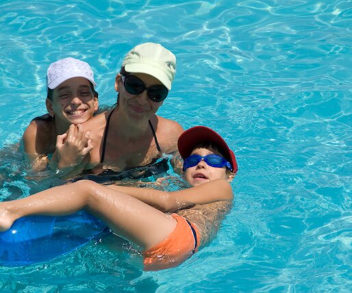 _DSC0062 Ingrid, Mina and Andreas.