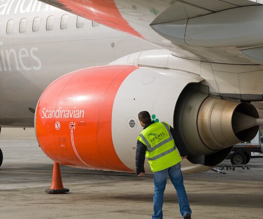 _DSC0031 Engine of the B737-800.