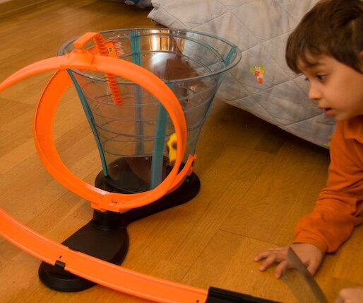 _DSC0053 Andreas playing.