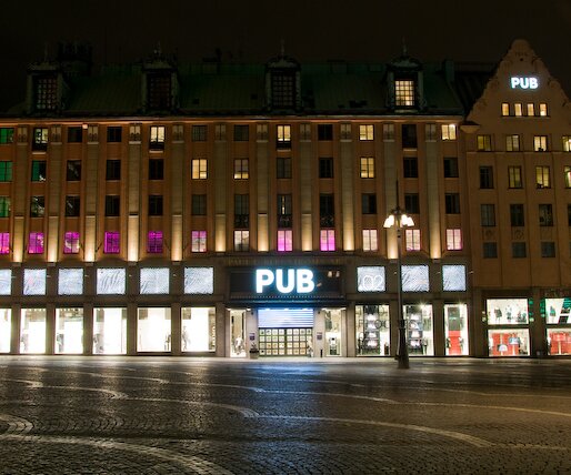 _DSC0022 Department store PUB (it is not a pub).