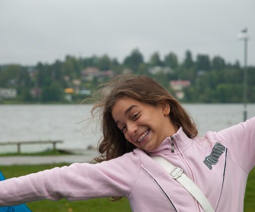 _DSC0018 Ingrid enjoying the rainy weather in Sigtuna.