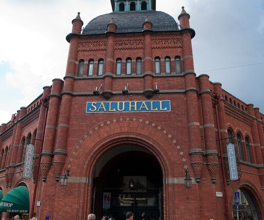_DSC0049 Östermalms Saluhall with stalls, restaurants and cafés.