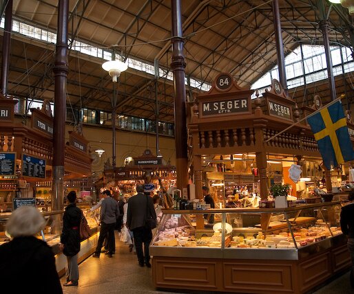 _DSC0052 Inside Östermalms Saluhall.