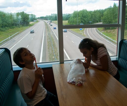 _DSC0004 Eating sweets, at a stop on the way to Denmark.