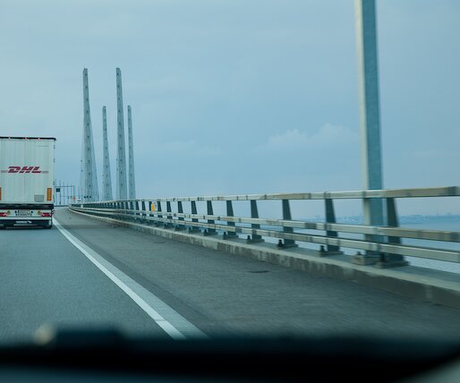 _DSC0048 On Öresundsbron, the bridge between Sweden and Denmark.