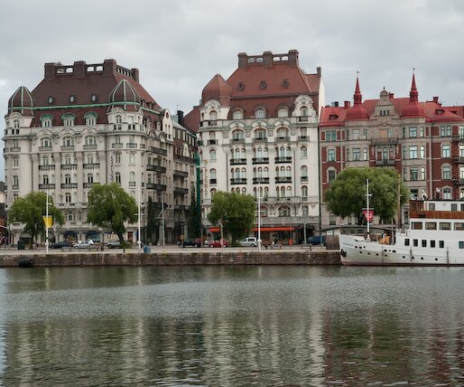 _DSC0049 Buildings at Strandvägen.