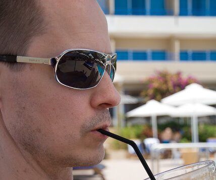 _DSC0020 Arto drinking frappé.