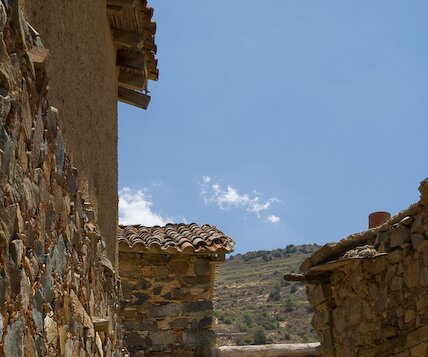 _DSC0027 Old houses in Fikardou.