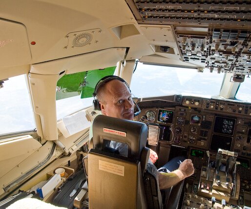 _DSC0027 Pilot in the cockpit.