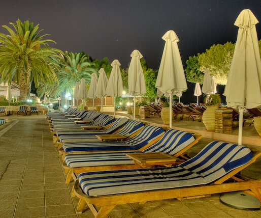 Apollonia_HDR_5 The pool area at night.