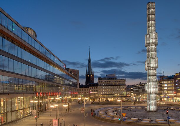 HDR photos Photos with a high dynamic range (HDR), achieved by combining multiple exposures of a scene.