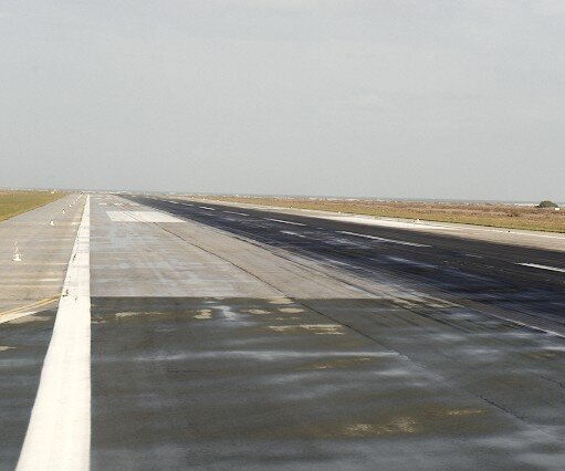 _DSC0012 Runway at Larnaca airport.