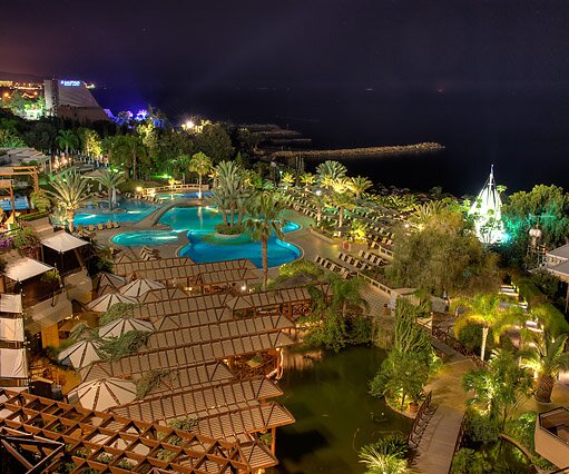 FourSeasons_HDR_2 View from the room at Four Seasons Hotel at night.