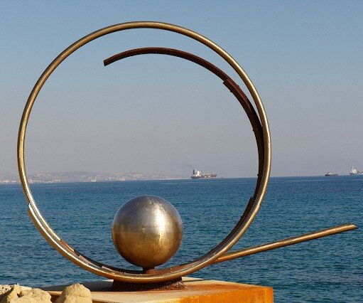 _DSC0165 Sculpture at the seaside promenade in Limassol.