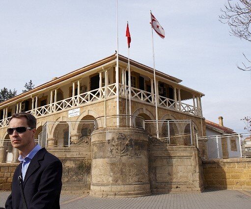_DSC0011 Arto in front of an old building.