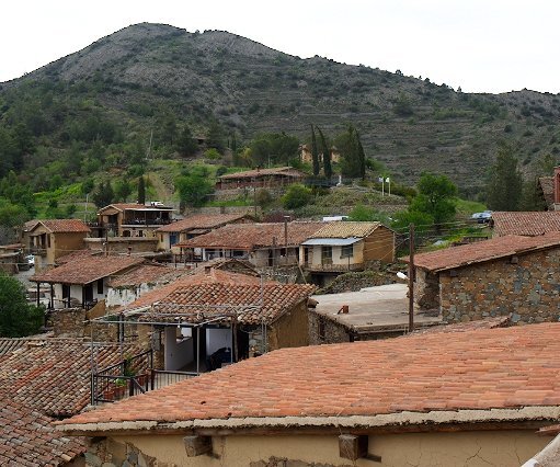 _DSC0039 The village of Fikardou.