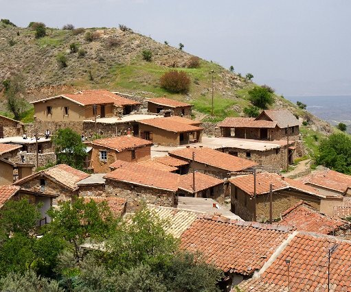 _DSC0042 The village of Fikardou.