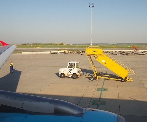 _DSC0017 At Vienna airport.