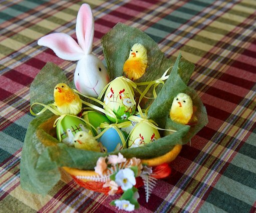 _DSC0002 1 Easter decoration in the house in Nicosia.