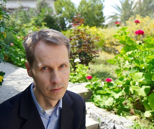 _DSC0022 Arto by the garden at the house in Nicosia.